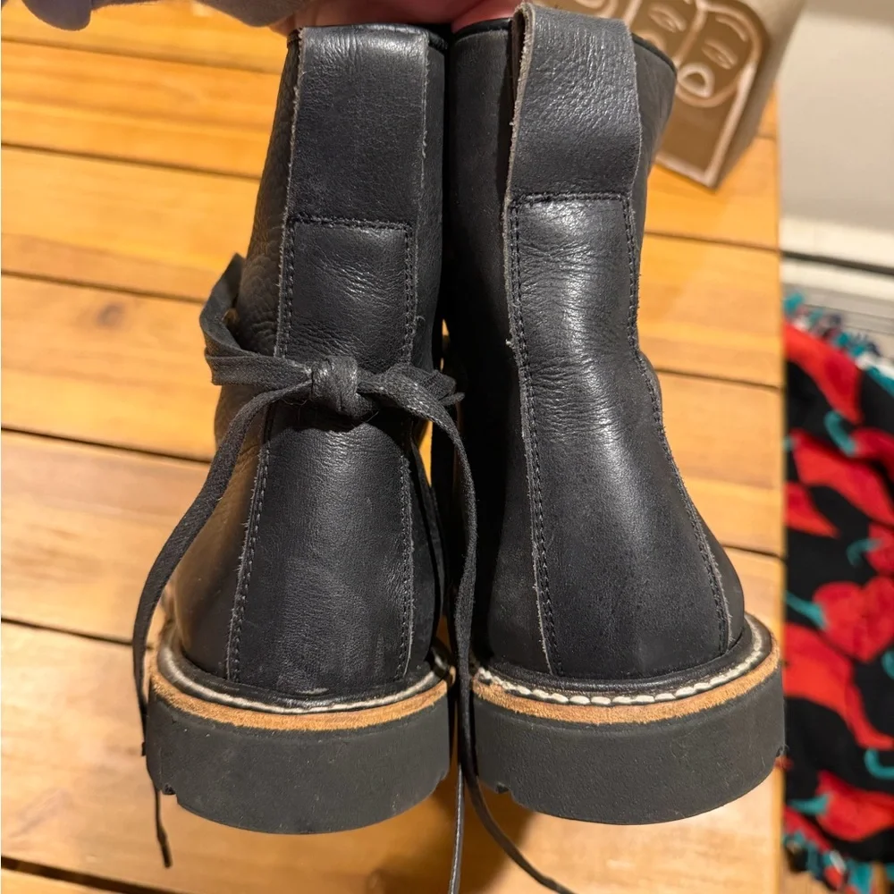 Classic Black Leather Men's Broken Homme Size 11.5 Boots